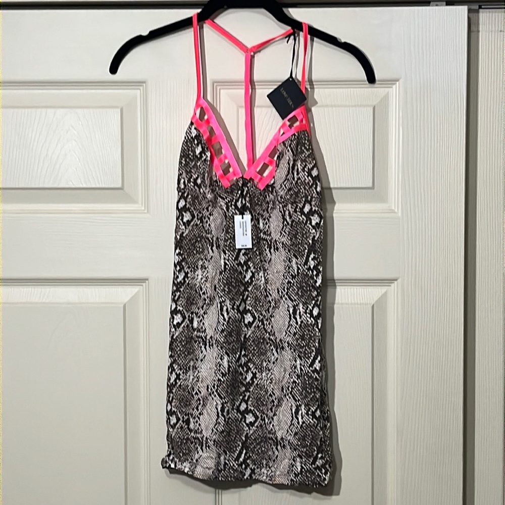 Love Haus Snakeskin/Coral Sleeveless Top. Size-M.  NWT.